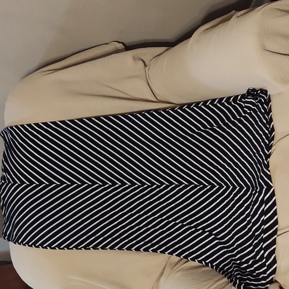 iris Dresses & Skirts - Iris Maxi Skirt Size L